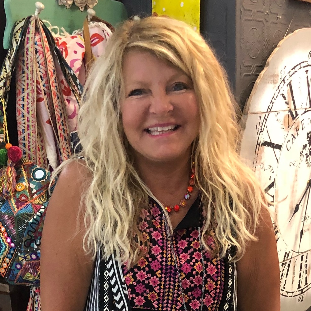 Meet your Posher, Alice